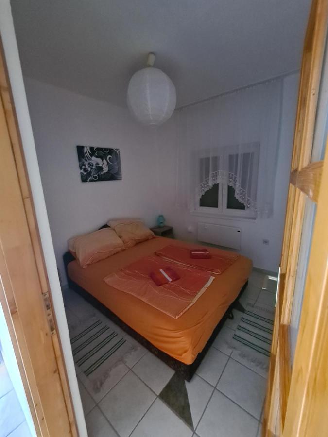 Zseki Apartman Hajdúszoboszló Esterno foto