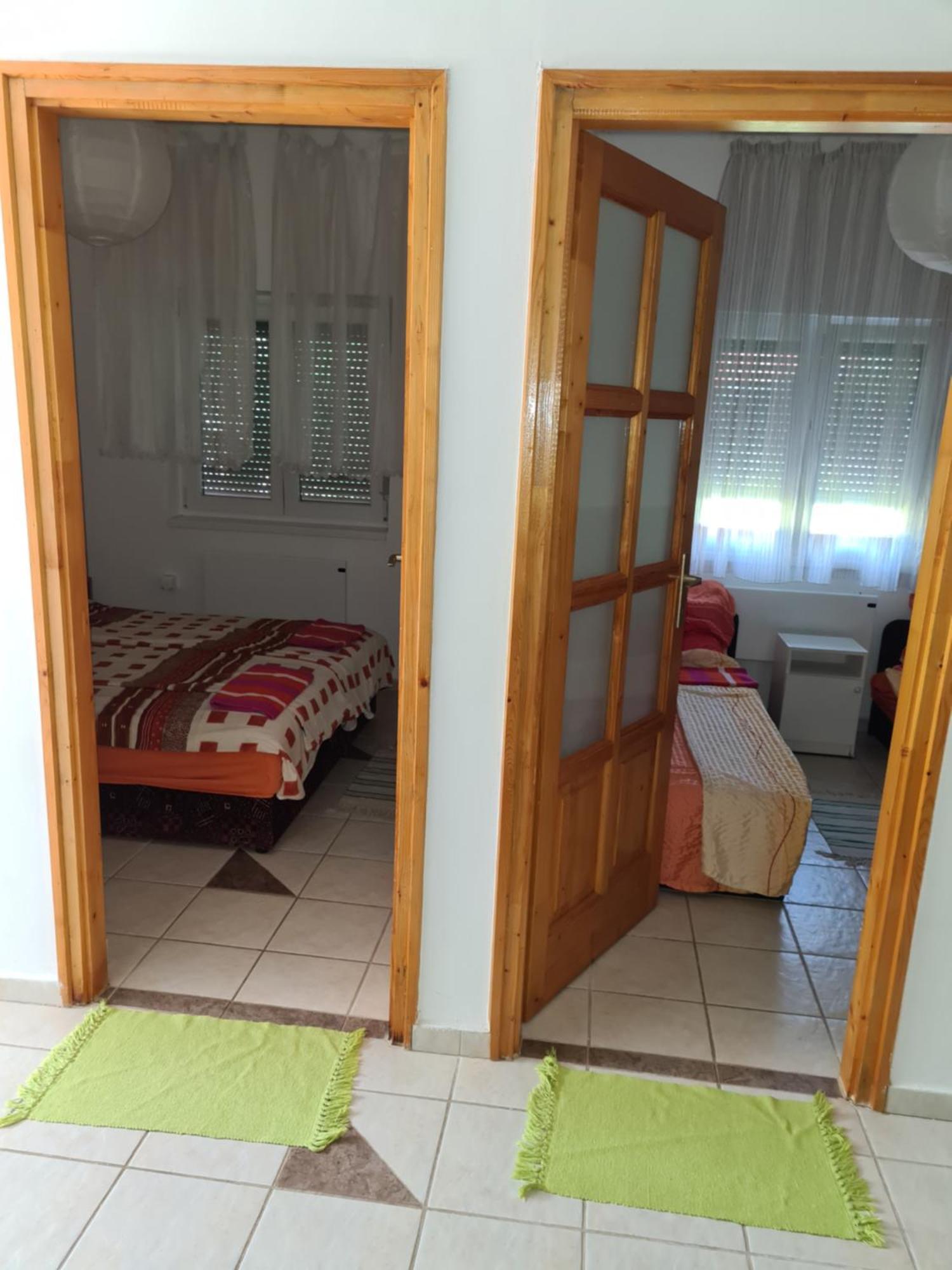 Zseki Apartman Hajdúszoboszló Esterno foto