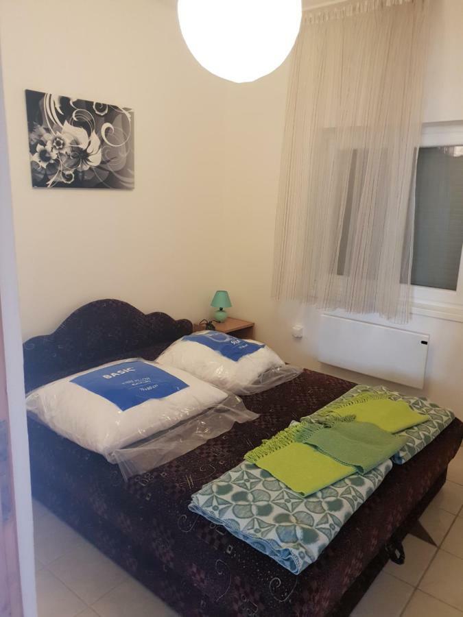 Zseki Apartman Hajdúszoboszló Esterno foto